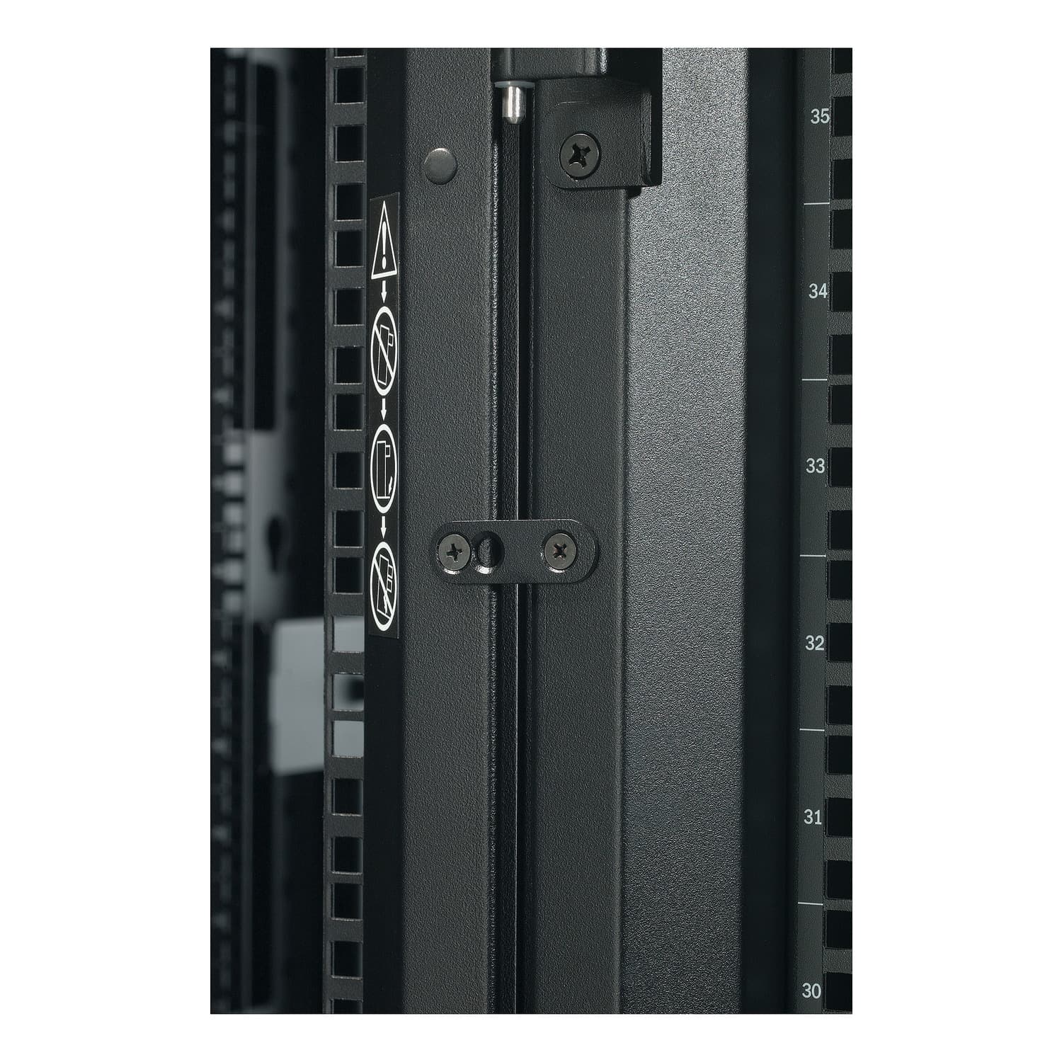 Tủ rack APC NetShelter SX 42U 600mm Wide x 1070mm Deep Enclosure with Sides Black